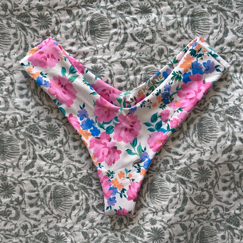 Skatie Mandi Bottom - Bouquet